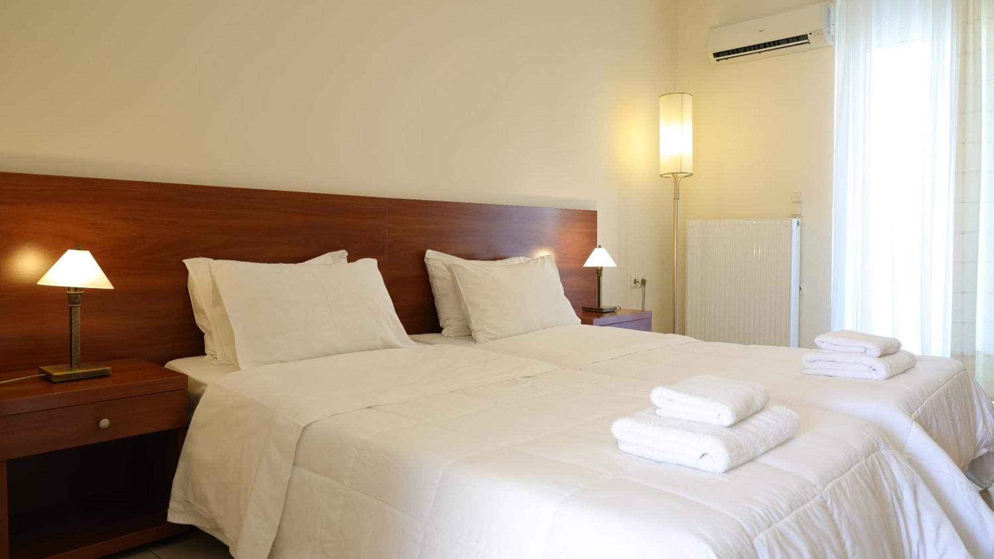 Corinthian Village Vrahati Esterno foto